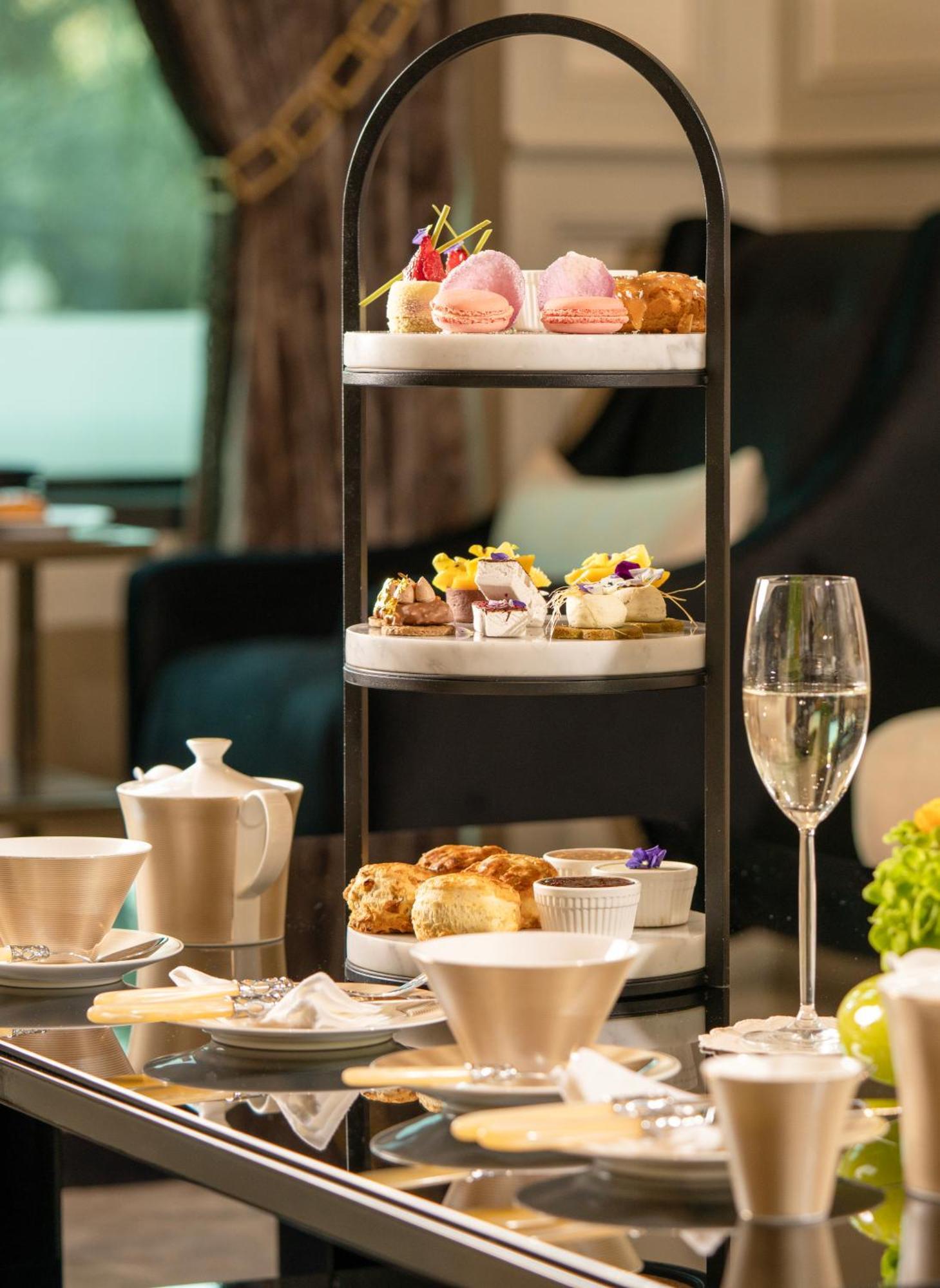 페어몬트 리야드 호텔 외부 사진 Afternoon tea at the InterContinental Sydney